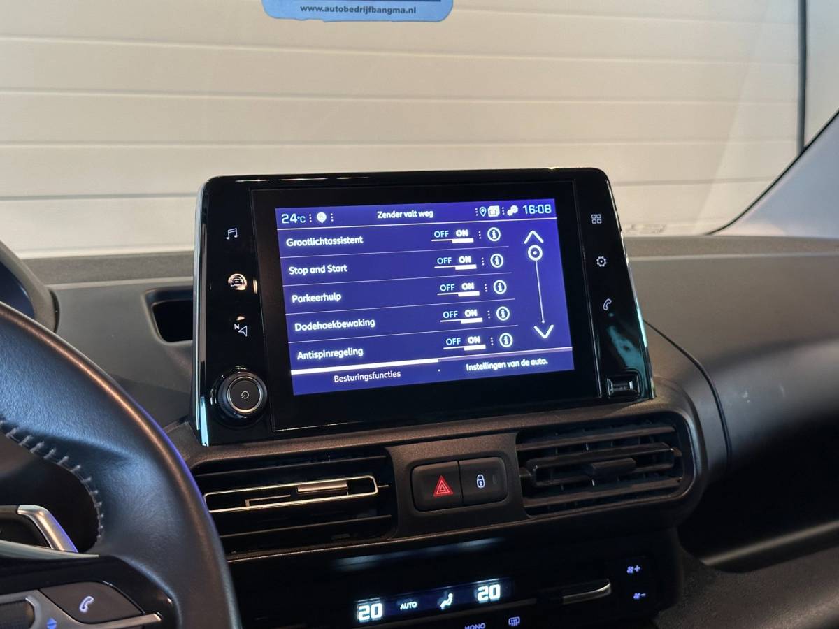 Peugeot Rifter Peugeot Rifter 1.2 Puretech AUTOMAAT ALLURE|NAVIGATIE+CAMERA|CLIMA AIRCO|LM-VELG|CRUISECONTROL|APPLE CARPLAY+ANDROID AUTO|BTW-AUTO
