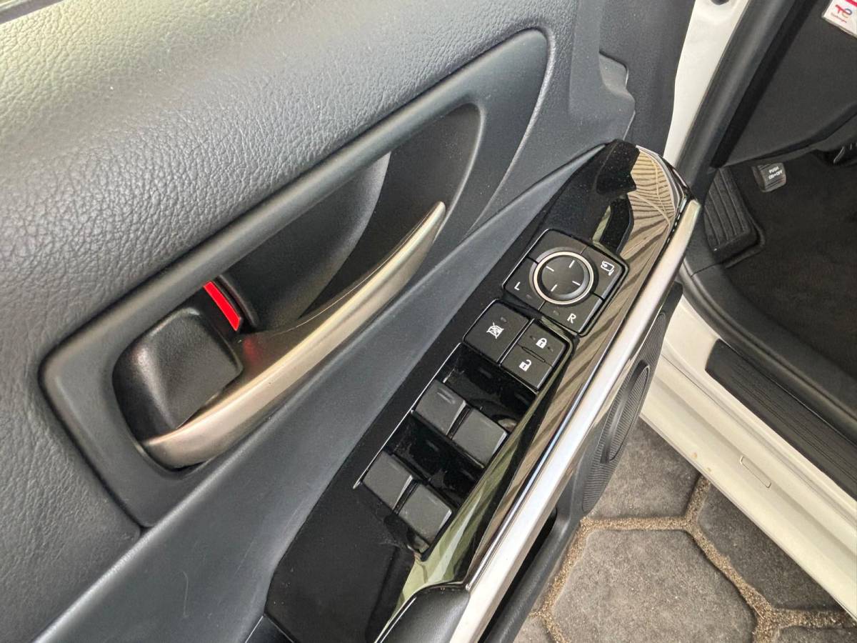 Lexus IS Lexus IS 300h Hybrid Business Line | Navi | Clima | NAP | Orig. NL |
