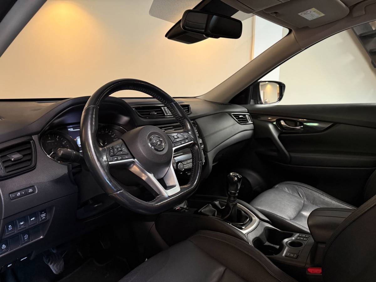 Nissan X-Trail Nissan X-Trail 1.6 DIG-T Tekna *Pano/Schuifdak* Stoelverw. V+A|Leer|360’Camera|Trekhaak|Elektr.Achterklep|Navi|Bose|DAB|NAP