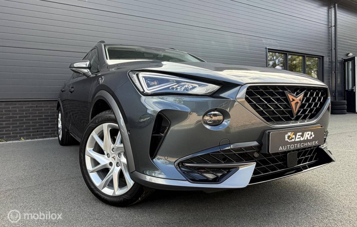 CUPRA Formentor CUPRA Formentor 1.4 TSI e-Hybrid Essential CARPLAY*HAAK*PDC*TOPSTAAT1