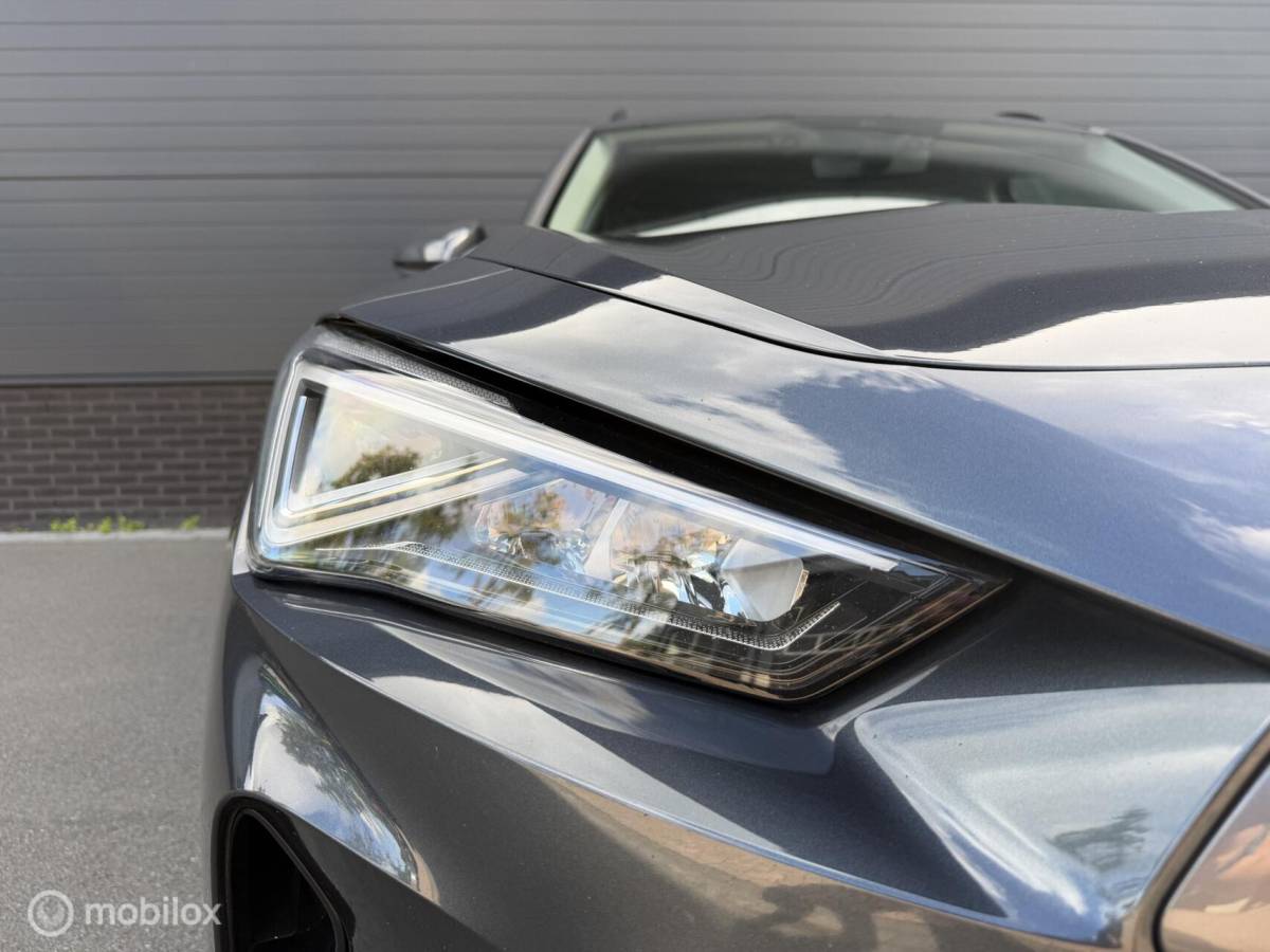 CUPRA Formentor CUPRA Formentor 1.4 TSI e-Hybrid Essential CARPLAY*HAAK*PDC*TOPSTAAT1