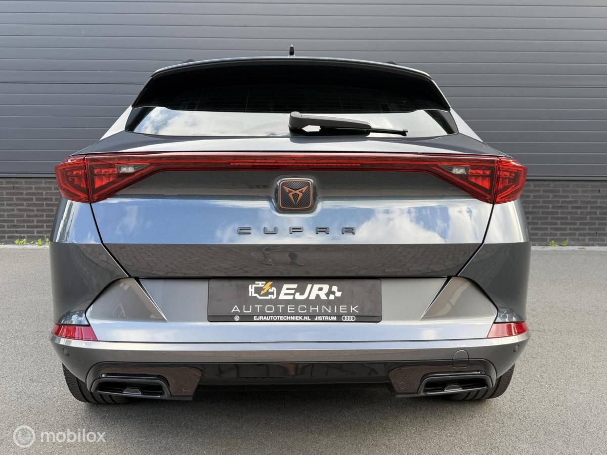 CUPRA Formentor CUPRA Formentor 1.4 TSI e-Hybrid Essential CARPLAY*HAAK*PDC*TOPSTAAT1