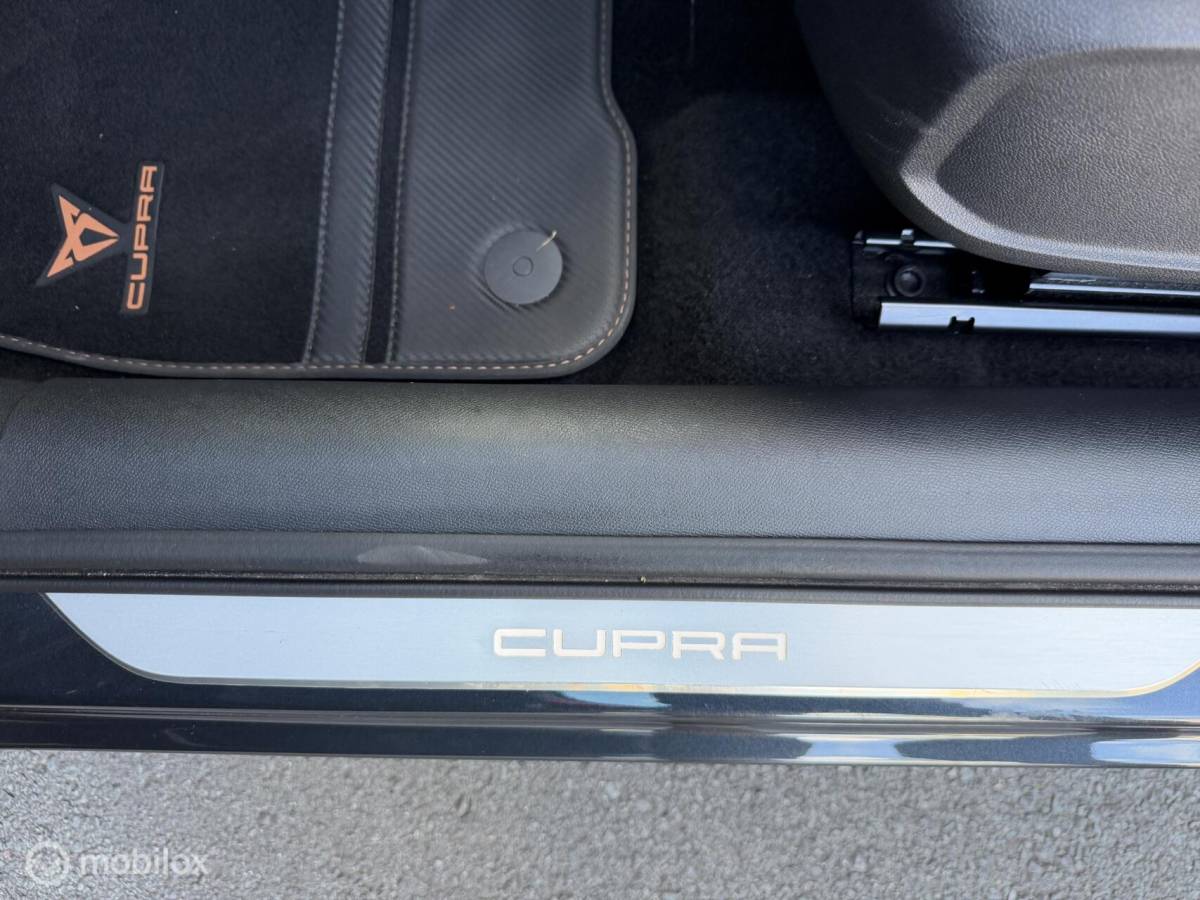 CUPRA Formentor CUPRA Formentor 1.4 TSI e-Hybrid Essential CARPLAY*HAAK*PDC*TOPSTAAT1