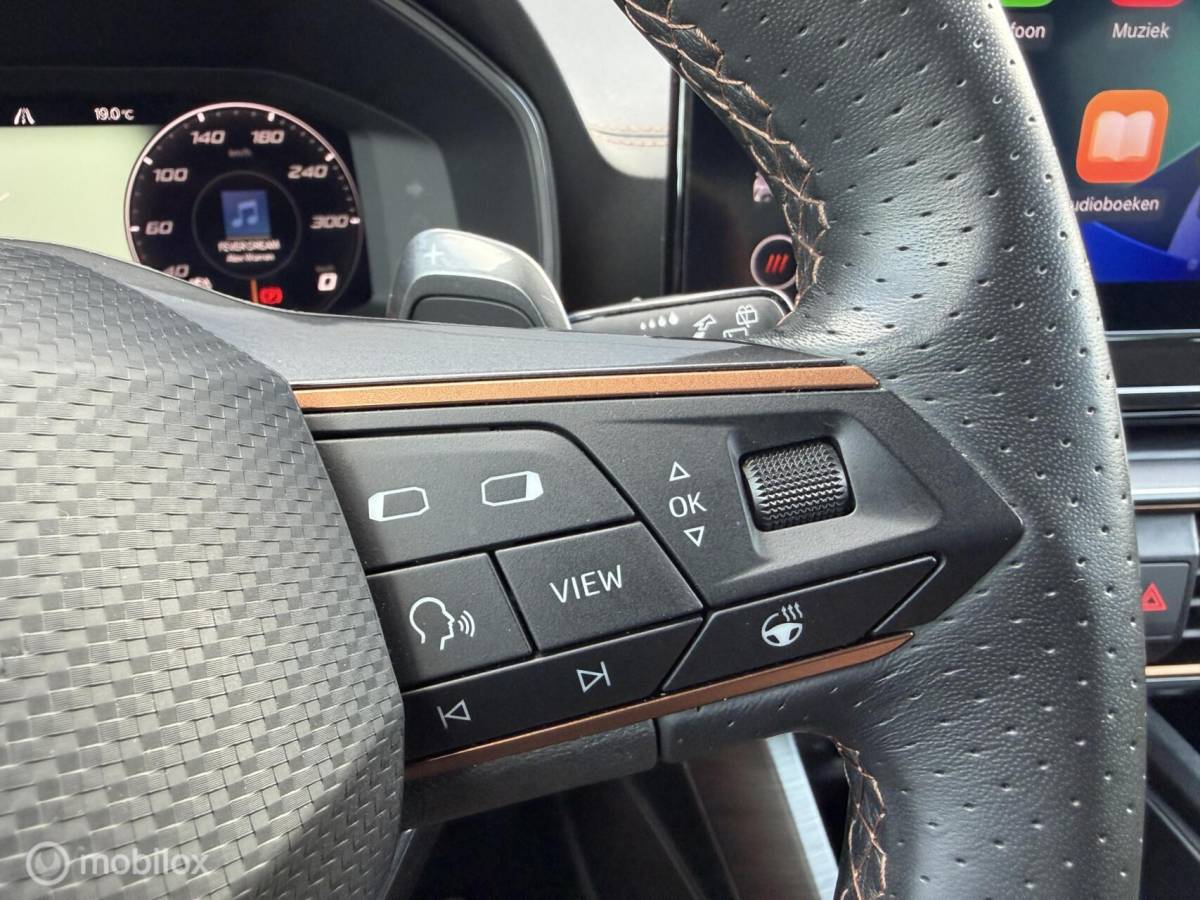 CUPRA Formentor CUPRA Formentor 1.4 TSI e-Hybrid Essential CARPLAY*HAAK*PDC*TOPSTAAT1