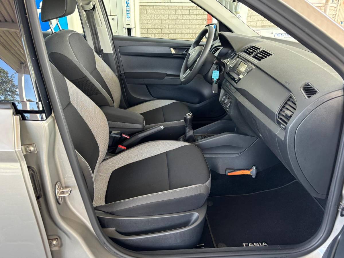 Škoda Fabia ŠKODA Fabia Combi 1.2 90PK 4Cil. TSI Ambition | Cruise | CV | Orig. NL | NAP |