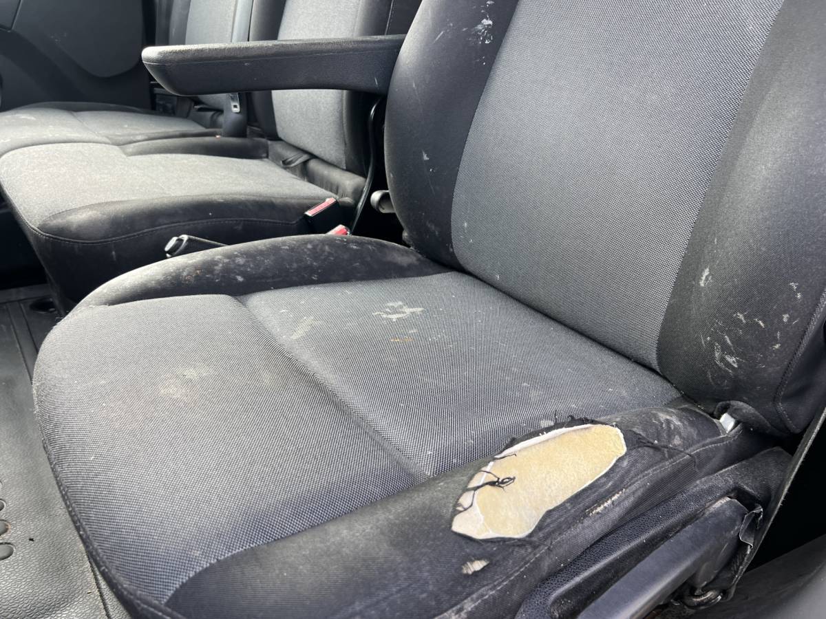 Renault Master Renault Master T35 2.3 dCi 135 L2H2 Work Edition