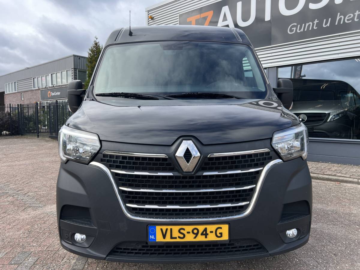 Renault Master Renault Master T35 2.3 dCi 135 L2H2 Work Edition