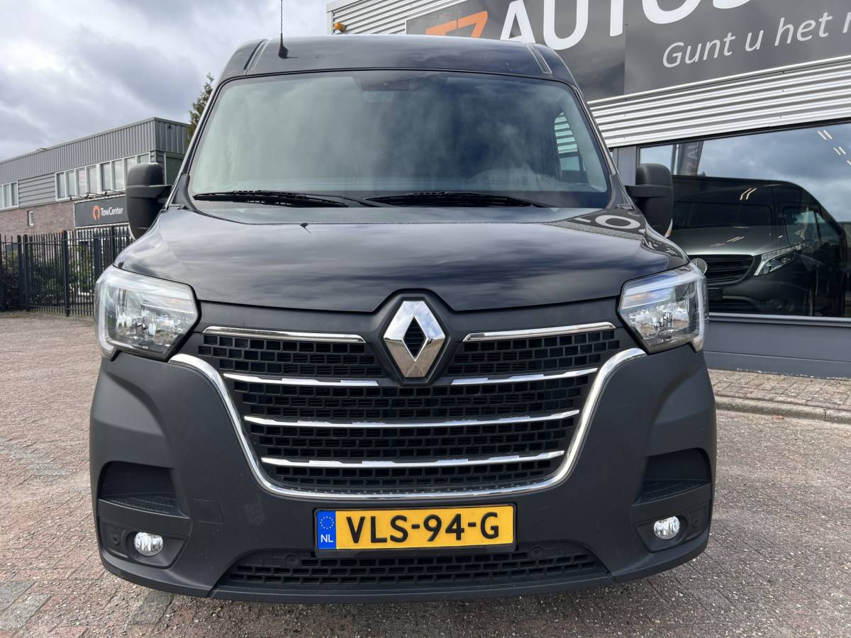Renault Master Renault Master T35 2.3 dCi 135 L2H2 Work Edition
