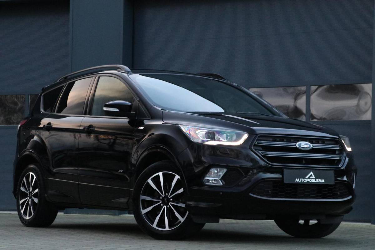 Ford Kuga Ford Kuga 1.5 AWD EcoBoost |ST LINE| Trekhaak Camera Pdc Carplay PrivacyGlass Lmv Uistraling 140000km BJ2017