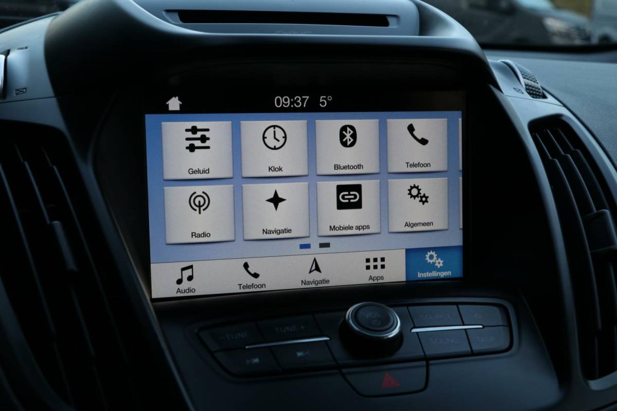 Ford Kuga Ford Kuga 1.5 AWD EcoBoost |ST LINE| Trekhaak Camera Pdc Carplay PrivacyGlass Lmv Uistraling 140000km BJ2017