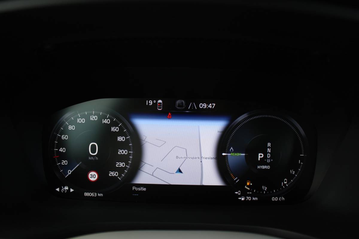 Volvo V60 Volvo V60 T6 Recharge AWD Inscription | H&K audio | Camera achter | Climate | Memory seat | verwarmd stuurwiel/voorstoelen |