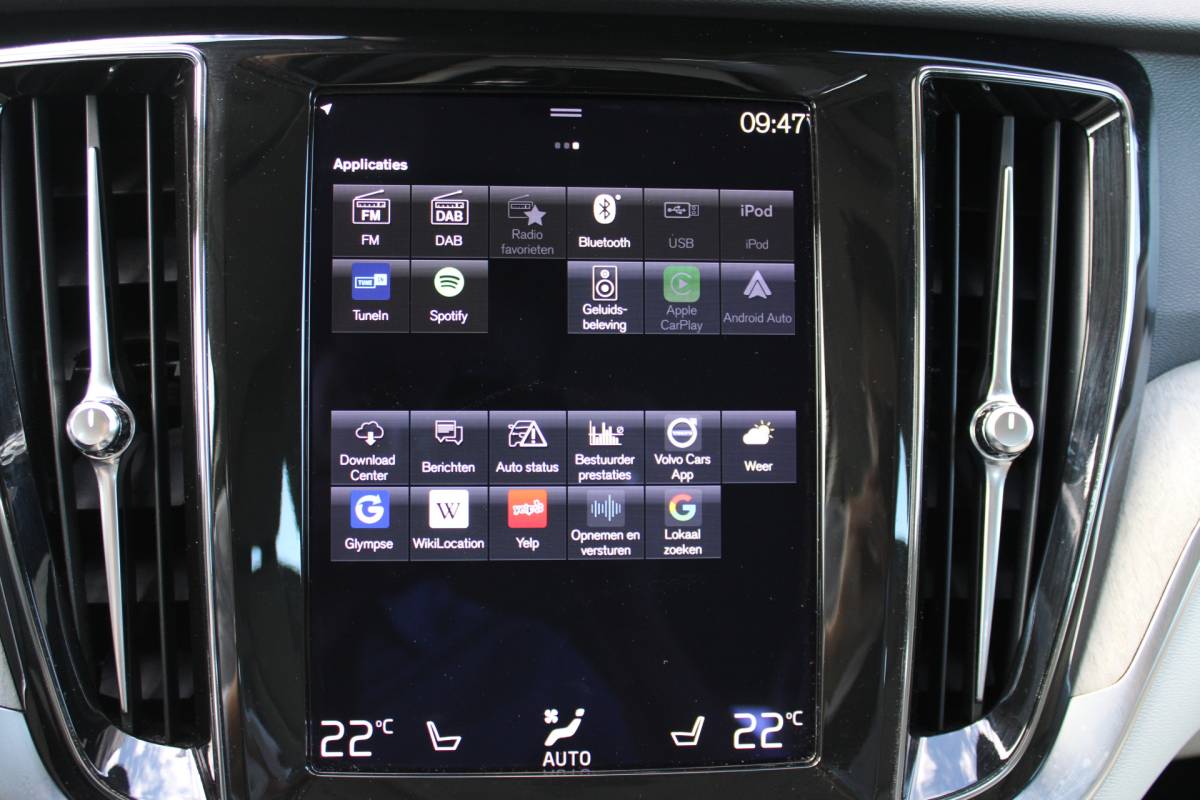 Volvo V60 Volvo V60 T6 Recharge AWD Inscription | H&K audio | Camera achter | Climate | Memory seat | verwarmd stuurwiel/voorstoelen |