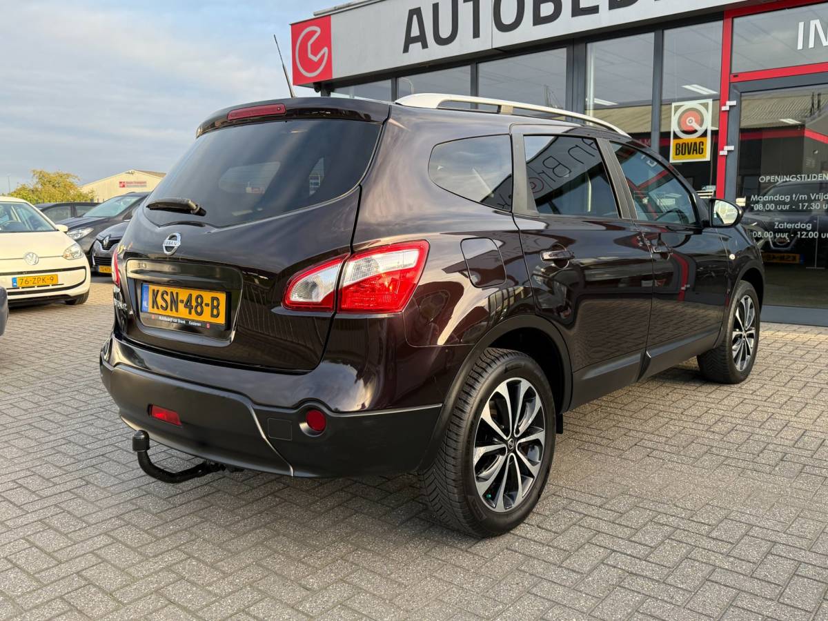 Nissan QASHQAI Nissan Qashqai +2 1.6 Connect Edition | 7P | Camera | Trekhaak