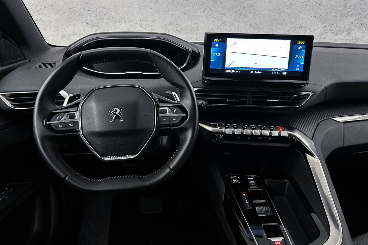 Peugeot 3008 Peugeot 3008 1.6 HYbrid 225 Allure | Camera | Half lederen bekleding | Navigatie