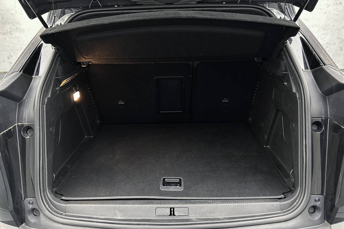 Peugeot 3008 Peugeot 3008 1.6 HYbrid 225 Allure | Camera | Half lederen bekleding | Navigatie
