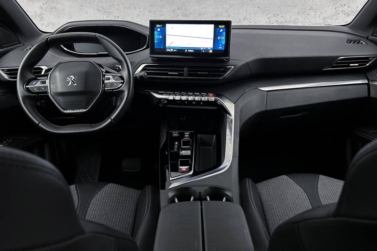 Peugeot 3008 Peugeot 3008 1.6 HYbrid 225 Allure | Camera | Half lederen bekleding | Navigatie