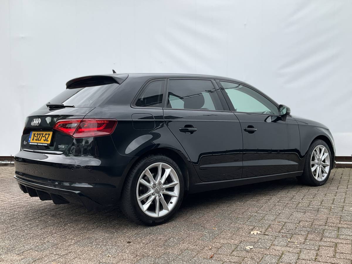 Audi A3 Audi A3 Sportback 1.8 TFSI Ambition Pro Line S Automaat  Nav/Cruise Stoelverw Voll.Onderhouden!