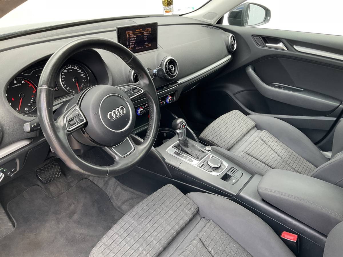 Audi A3 Audi A3 Sportback 1.8 TFSI Ambition Pro Line S Automaat  Nav/Cruise Stoelverw Voll.Onderhouden!