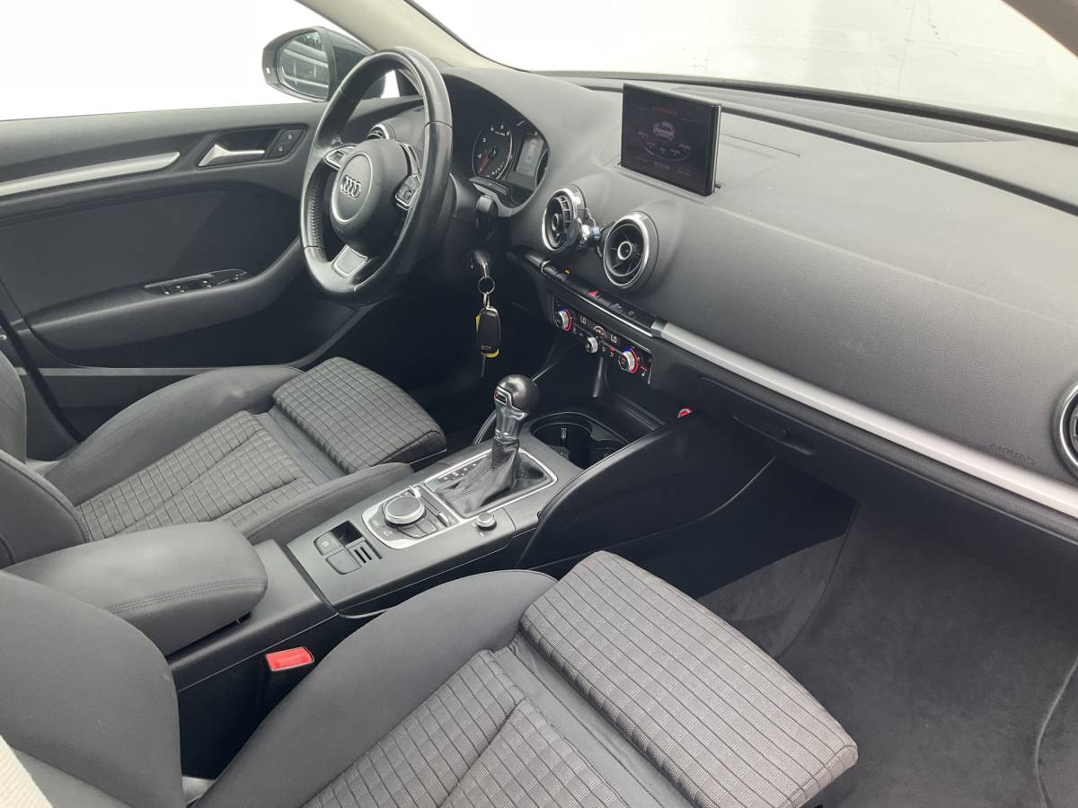 Audi A3 Audi A3 Sportback 1.8 TFSI Ambition Pro Line S Automaat  Nav/Cruise Stoelverw Voll.Onderhouden!