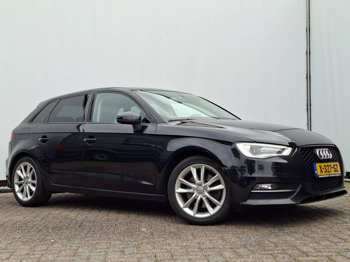 Audi A3 Audi A3 Sportback 1.8 TFSI Ambition Pro Line S Automaat  Nav/Cruise Stoelverw Voll.Onderhouden!