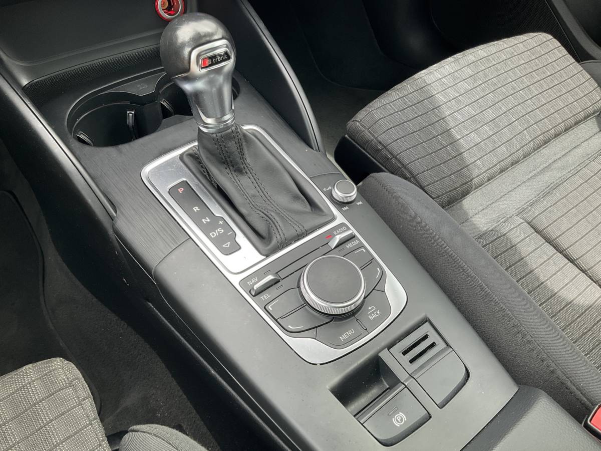 Audi A3 Audi A3 Sportback 1.8 TFSI Ambition Pro Line S Automaat  Nav/Cruise Stoelverw Voll.Onderhouden!