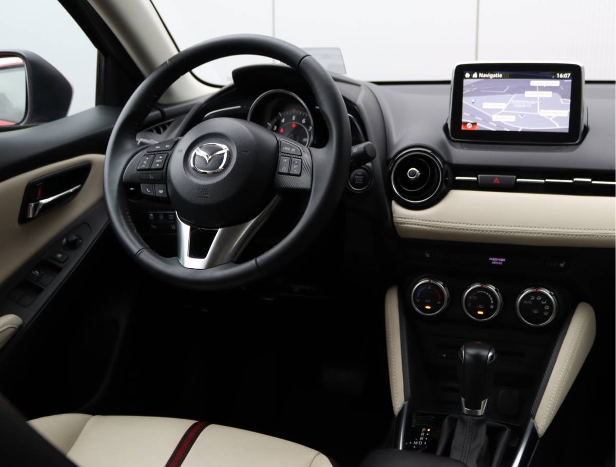 Mazda 2 Mazda 2 1.5 Skyactiv-G Skylease GT | BOVAG-garantie | Trekhaak | Camera | All-seasons