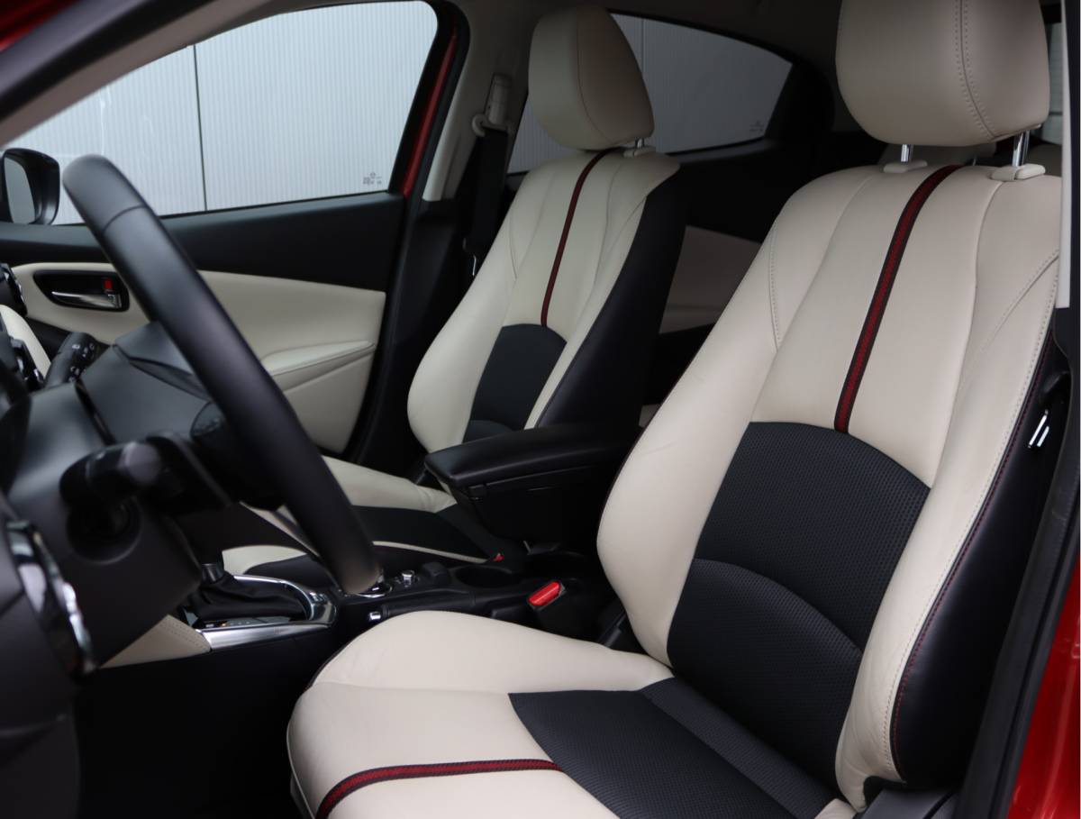Mazda 2 Mazda 2 1.5 Skyactiv-G Skylease GT | BOVAG-garantie | Trekhaak | Camera | All-seasons