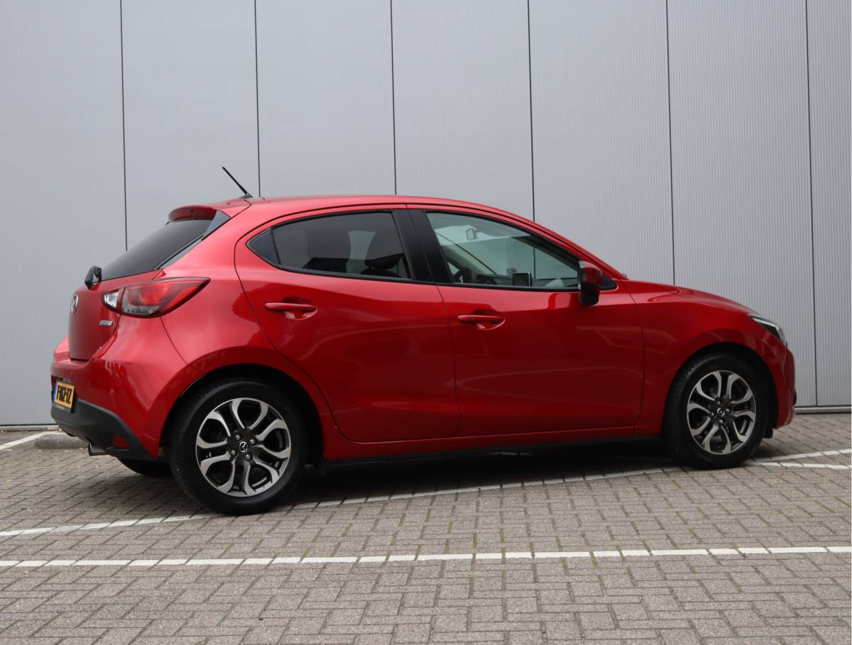 Mazda 2 Mazda 2 1.5 Skyactiv-G Skylease GT | BOVAG-garantie | Trekhaak | Camera | All-seasons