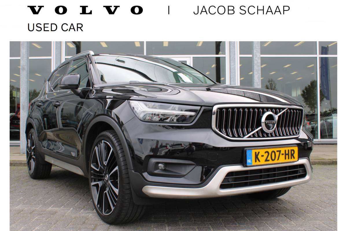 Volvo XC40 Volvo XC40 T3 164PK Automaat Inscription | Styling Kit | 360 Camera | 21″ LM Velgen | Verw. Voorstoelen & Achterbank | H&K Audio |