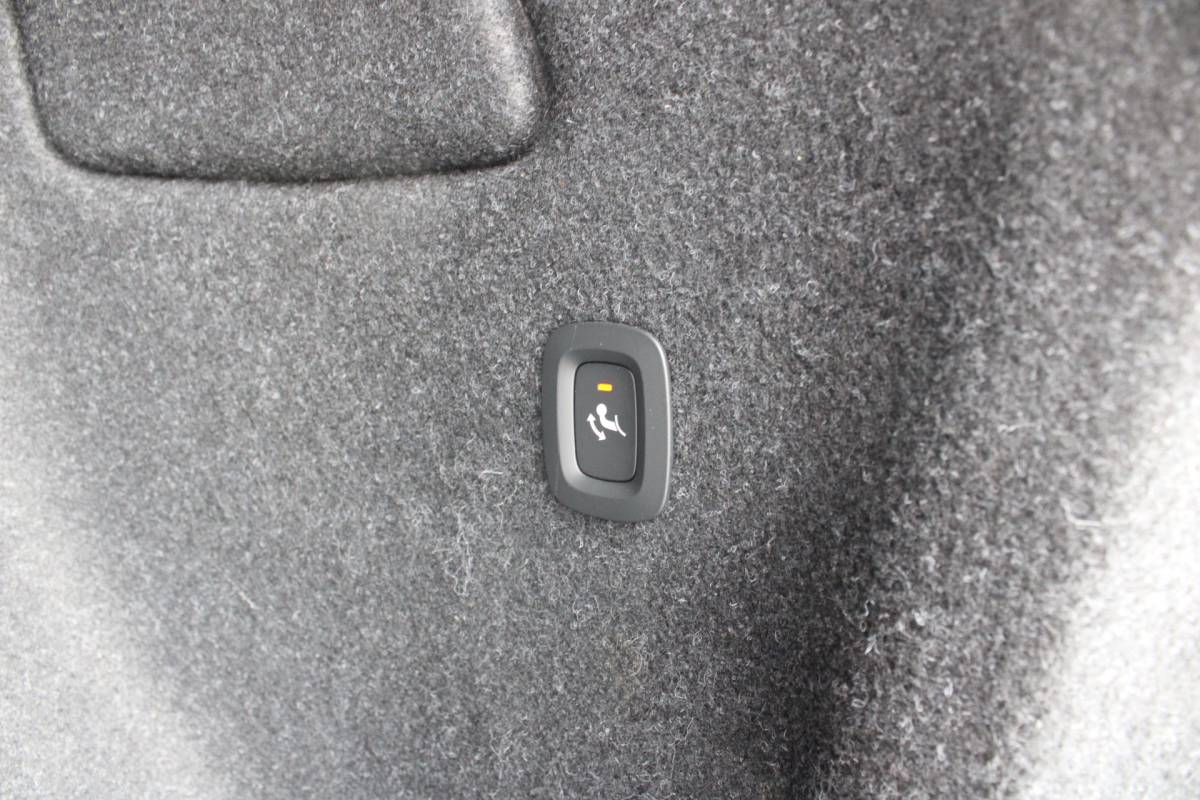 Volvo XC40 Volvo XC40 T3 164PK Automaat Inscription | Styling Kit | 360 Camera | 21″ LM Velgen | Verw. Voorstoelen & Achterbank | H&K Audio |