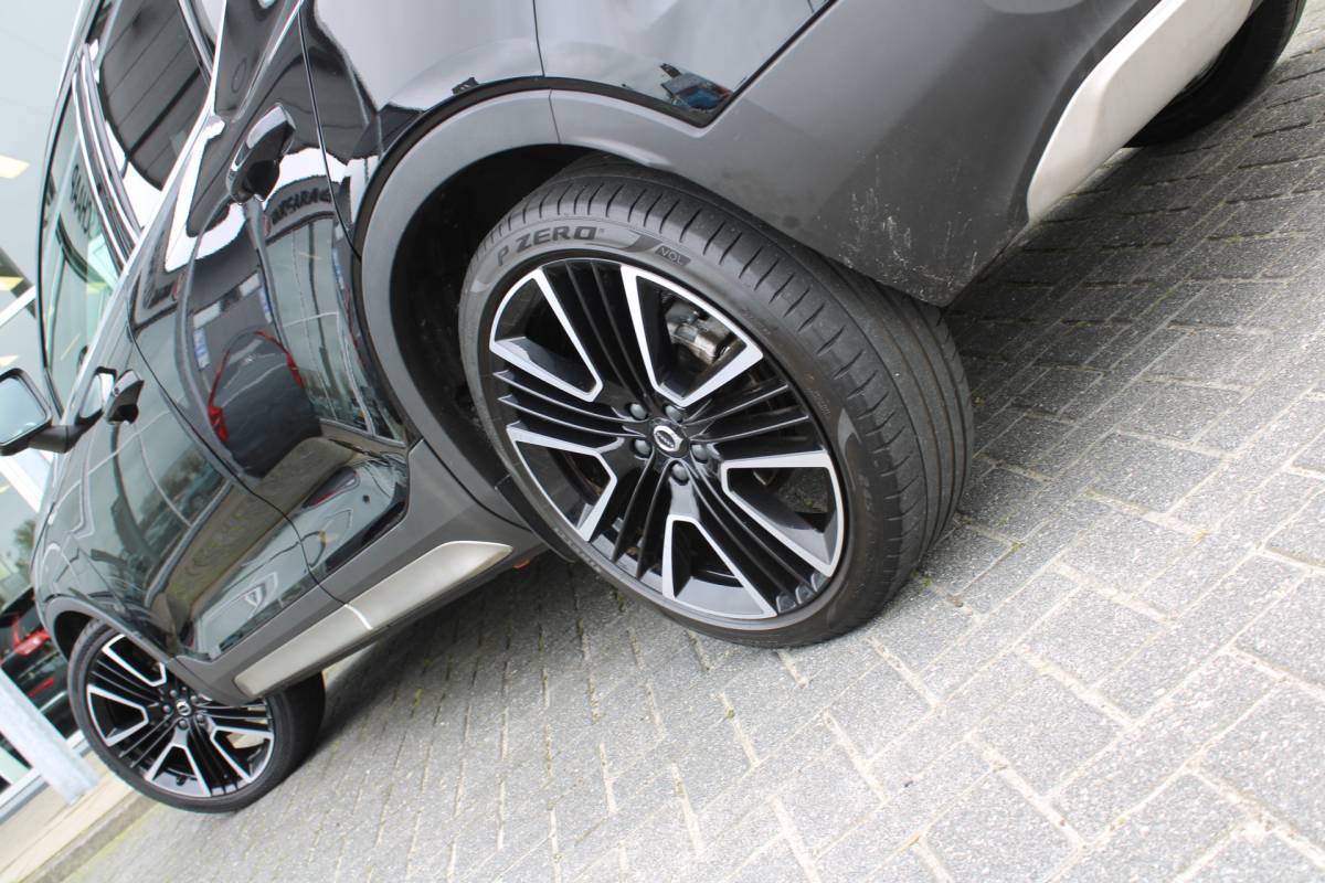 Volvo XC40 Volvo XC40 T3 164PK Automaat Inscription | Styling Kit | 360 Camera | 21″ LM Velgen | Verw. Voorstoelen & Achterbank | H&K Audio |