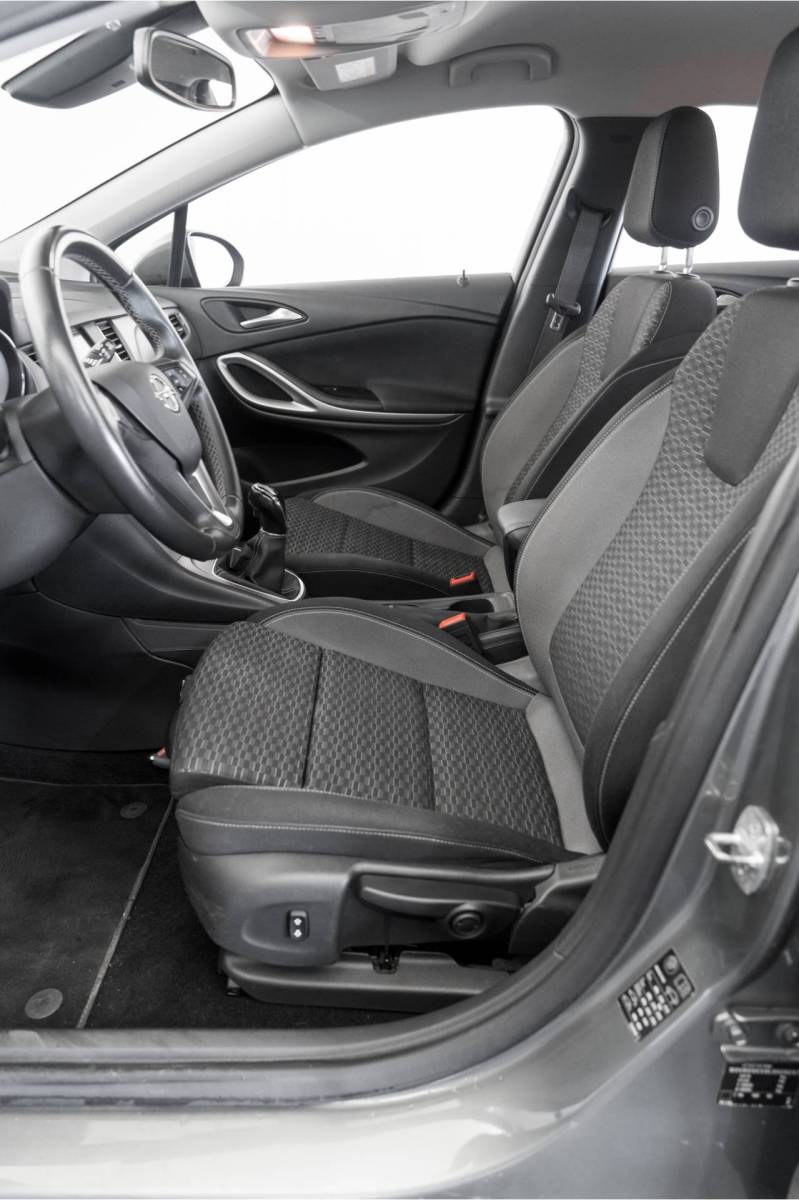 Opel Astra Opel Astra Sports Tourer 1.2 Business Executive |Trekhaak|Applecarplay|Camera|6-versnellingen