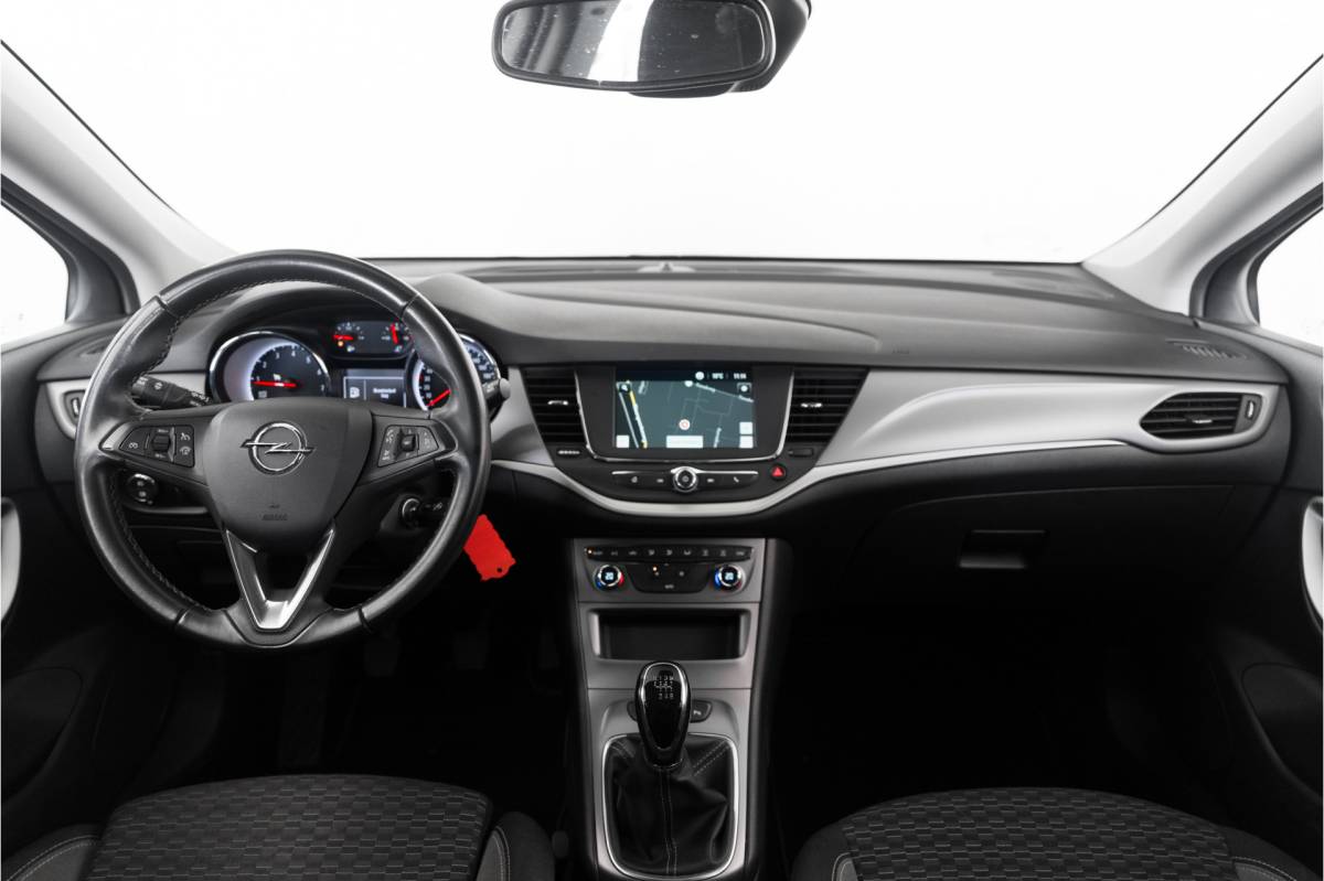 Opel Astra Opel Astra Sports Tourer 1.2 Business Executive |Trekhaak|Applecarplay|Camera|6-versnellingen