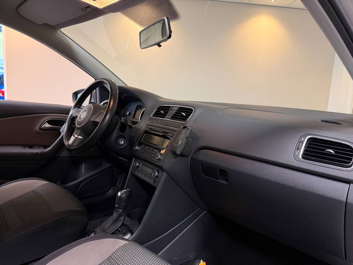 Volkswagen Polo Volkswagen Polo 1.2 TSI Cross *Nieuwe distr.ketting* Automaat|Cruise|Climate|17”|PDC|DSG|NAP