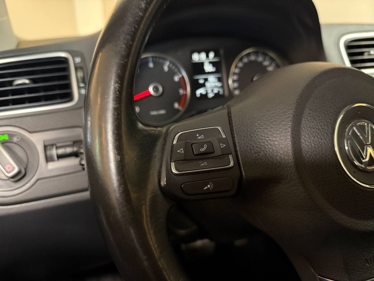 Volkswagen Polo Volkswagen Polo 1.2 TSI Cross *Nieuwe distr.ketting* Automaat|Cruise|Climate|17”|PDC|DSG|NAP