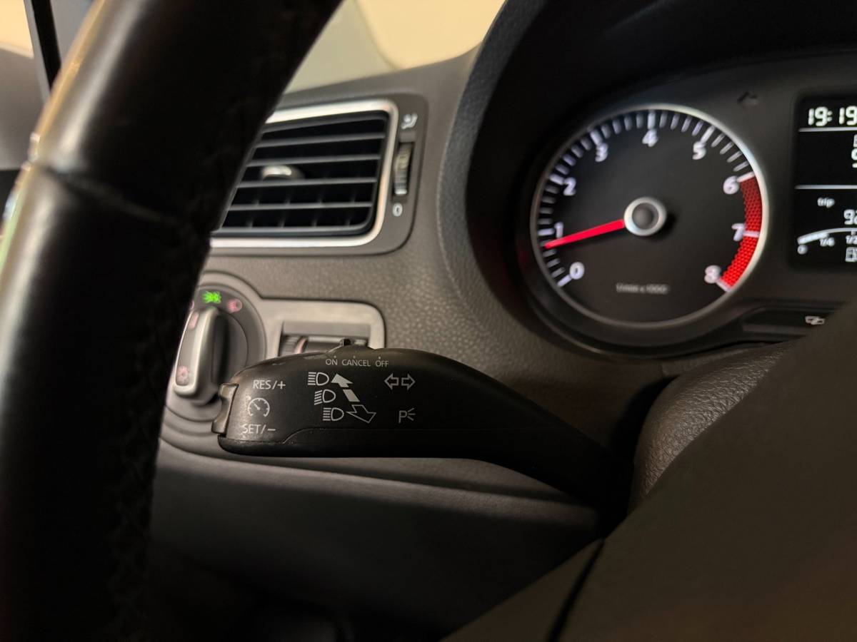 Volkswagen Polo Volkswagen Polo 1.2 TSI Cross *Nieuwe distr.ketting* Automaat|Cruise|Climate|17”|PDC|DSG|NAP