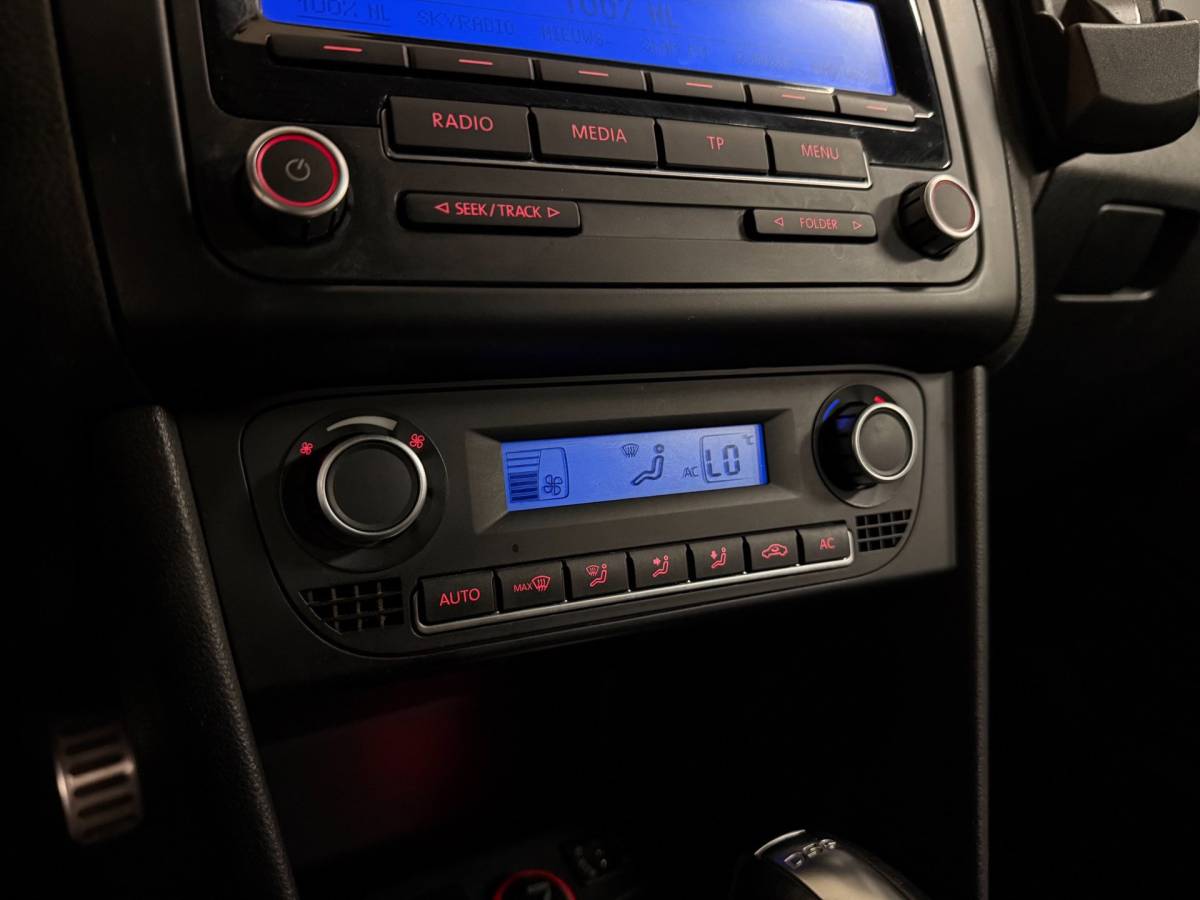 Volkswagen Polo Volkswagen Polo 1.2 TSI Cross *Nieuwe distr.ketting* Automaat|Cruise|Climate|17”|PDC|DSG|NAP