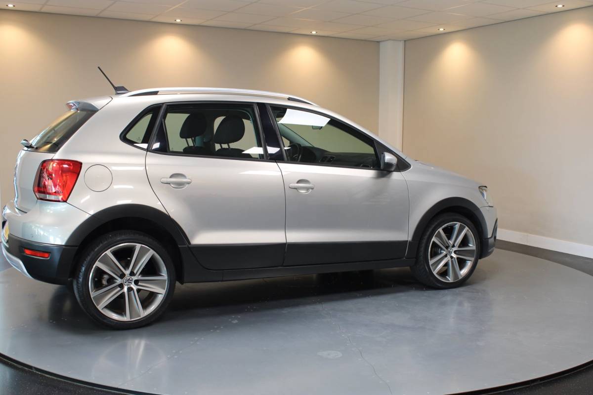 Volkswagen Polo Volkswagen Polo 1.2 TSI Cross *Nieuwe distr.ketting* Automaat|Cruise|Climate|17”|PDC|DSG|NAP