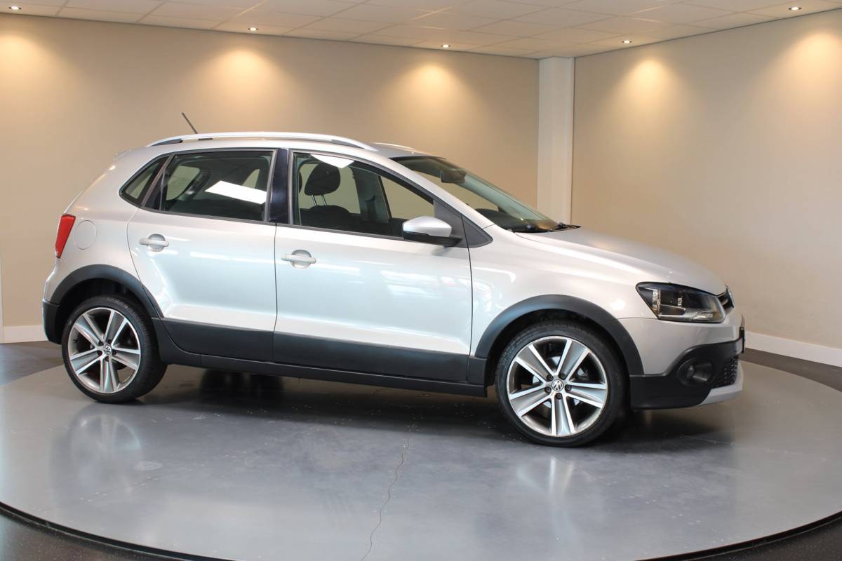 Volkswagen Polo Volkswagen Polo 1.2 TSI Cross *Nieuwe distr.ketting* Automaat|Cruise|Climate|17”|PDC|DSG|NAP