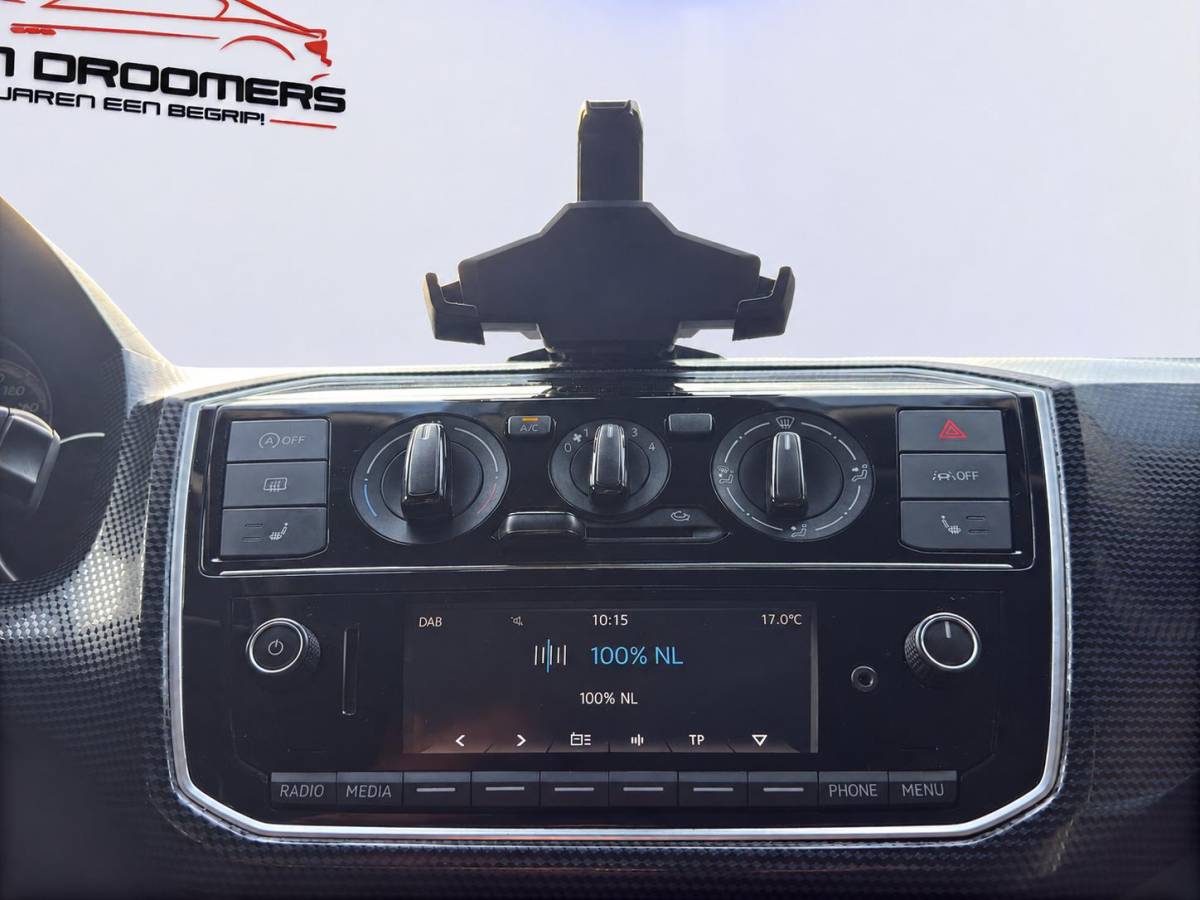Volkswagen up! Volkswagen Up! 1.0 /Apple Carplay/Camera+Park.sens Achter/Stoelverwarming/Cruise Control/Licht & Regensensor/Elek. verstelbare spiegel/DAB+/(MET GARANTIE)