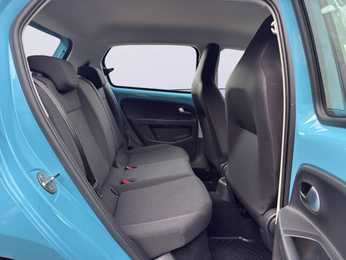 Volkswagen up! Volkswagen Up! 1.0 /Apple Carplay/Camera+Park.sens Achter/Stoelverwarming/Cruise Control/Licht & Regensensor/Elek. verstelbare spiegel/DAB+/(MET GARANTIE)
