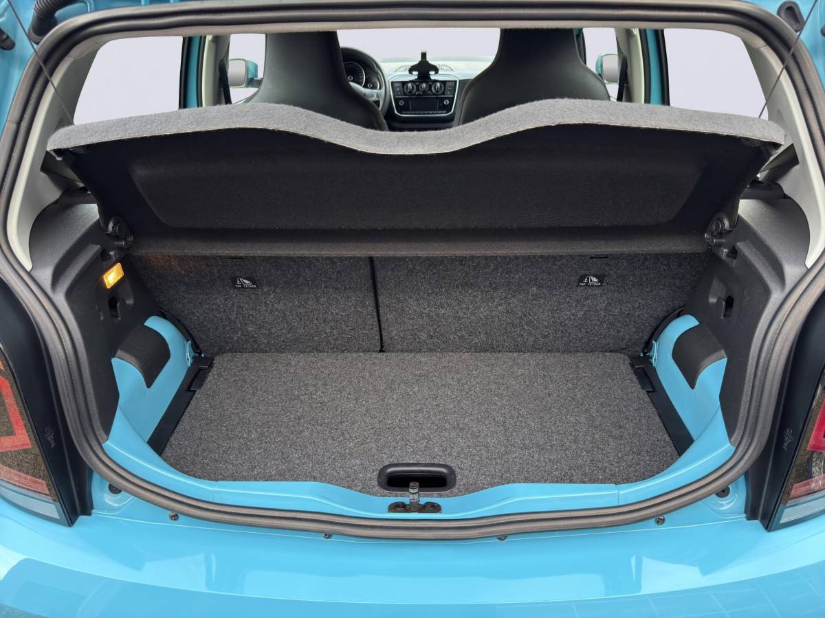 Volkswagen up! Volkswagen Up! 1.0 /Apple Carplay/Camera+Park.sens Achter/Stoelverwarming/Cruise Control/Licht & Regensensor/Elek. verstelbare spiegel/DAB+/(MET GARANTIE)