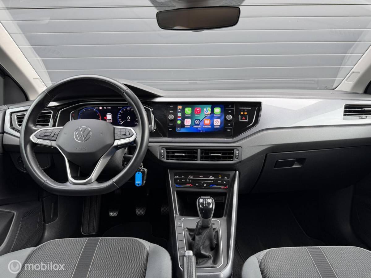 Volkswagen Polo Volkswagen Polo 1.0 TSI Style CARPLAY*IQLIGHTS*PDC*VIRTUALD*CLIMA*NAV