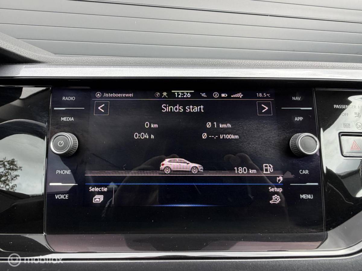 Volkswagen Polo Volkswagen Polo 1.0 TSI Style CARPLAY*IQLIGHTS*PDC*VIRTUALD*CLIMA*NAV