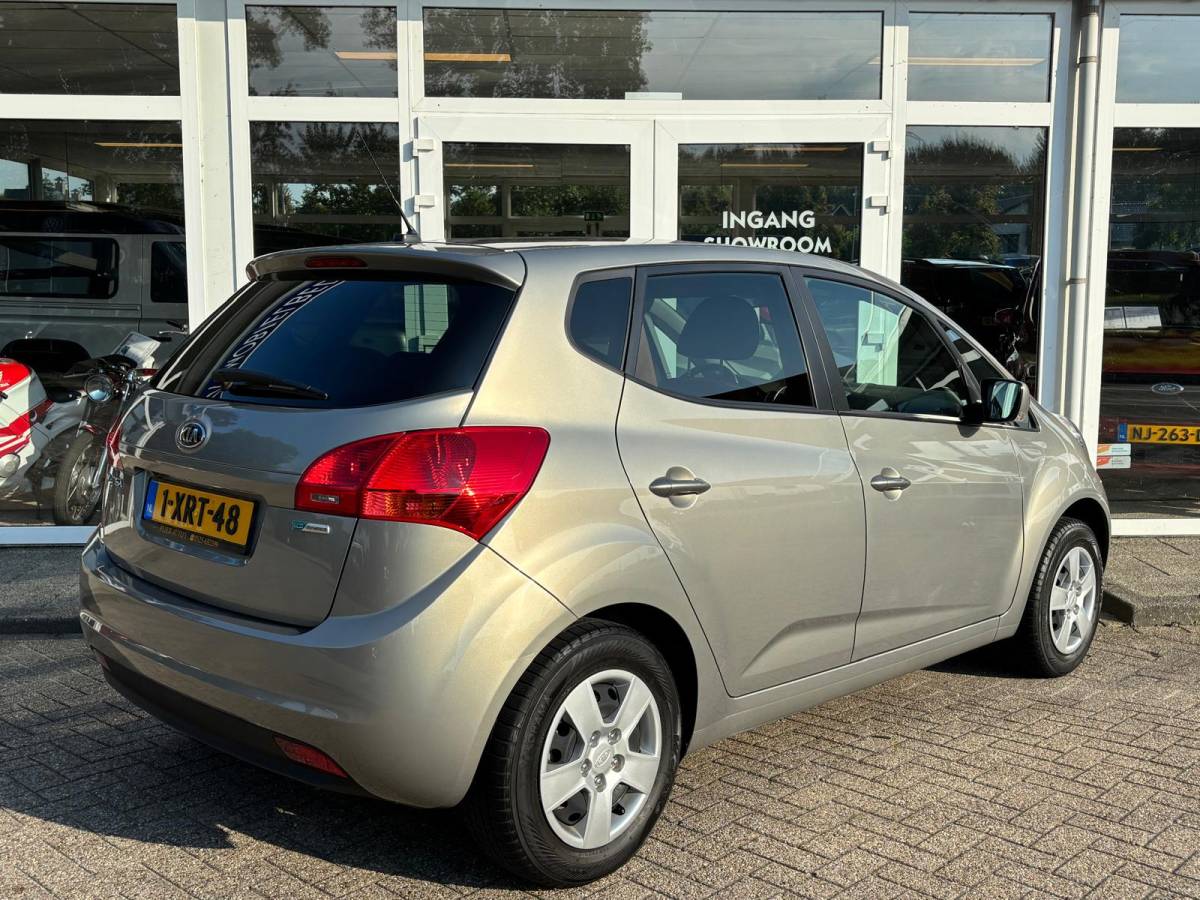 Kia Venga Kia Venga 1.4 90PK CVVT ExecutiveLine | 1St. EIG. | 55.000 KM | Orig. NL | NAP |