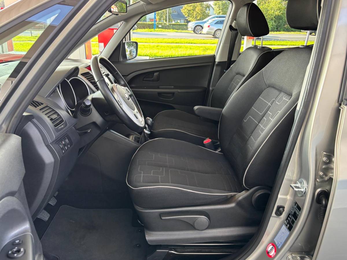 Kia Venga Kia Venga 1.4 90PK CVVT ExecutiveLine | 1St. EIG. | 55.000 KM | Orig. NL | NAP |