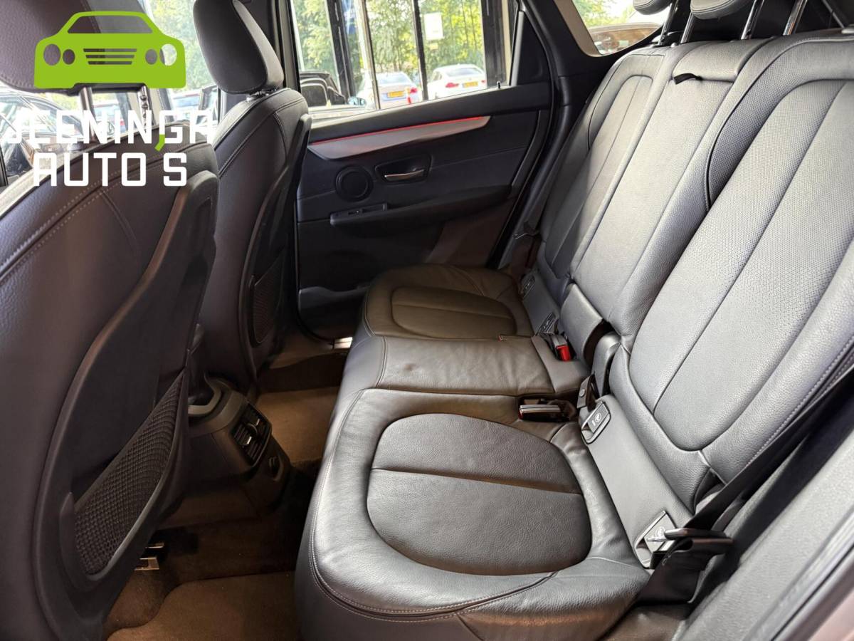 BMW 2 Serie BMW 2-serie Active Tourer 225xe iPerformance Centennial Executive |M-pakket|Pano|Leer|Camera