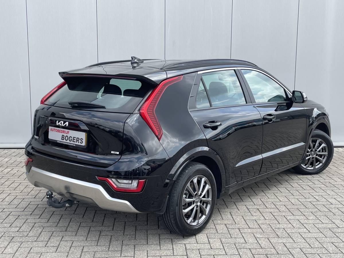 Kia Niro Kia Niro 1.6 GDi Hybrid DynamicLine Navigatie, Climate Control, Adaptive Cruise Control, Trekhaak, Stoel/Stuurverwarming,16″Lm,