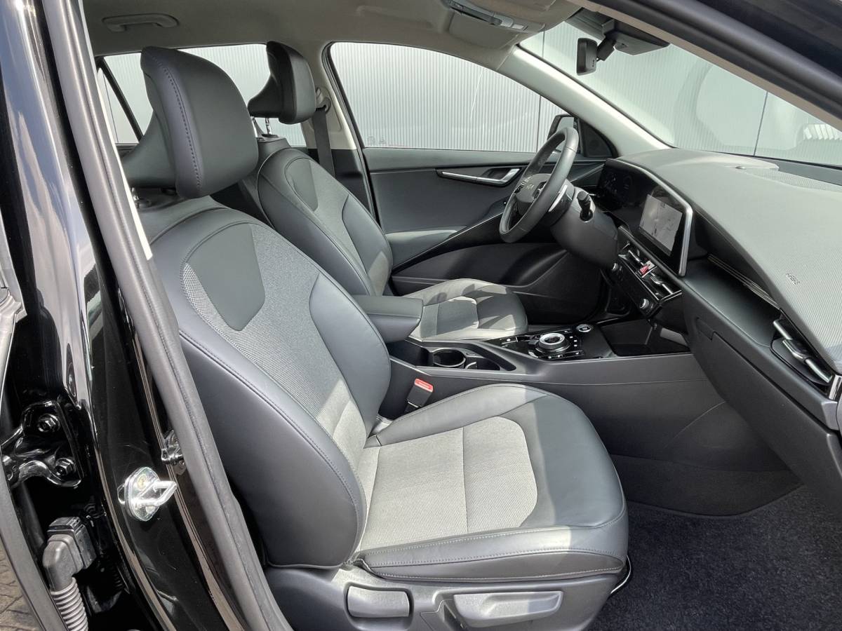 Kia Niro Kia Niro 1.6 GDi Hybrid DynamicLine Navigatie, Climate Control, Adaptive Cruise Control, Trekhaak, Stoel/Stuurverwarming,16″Lm,