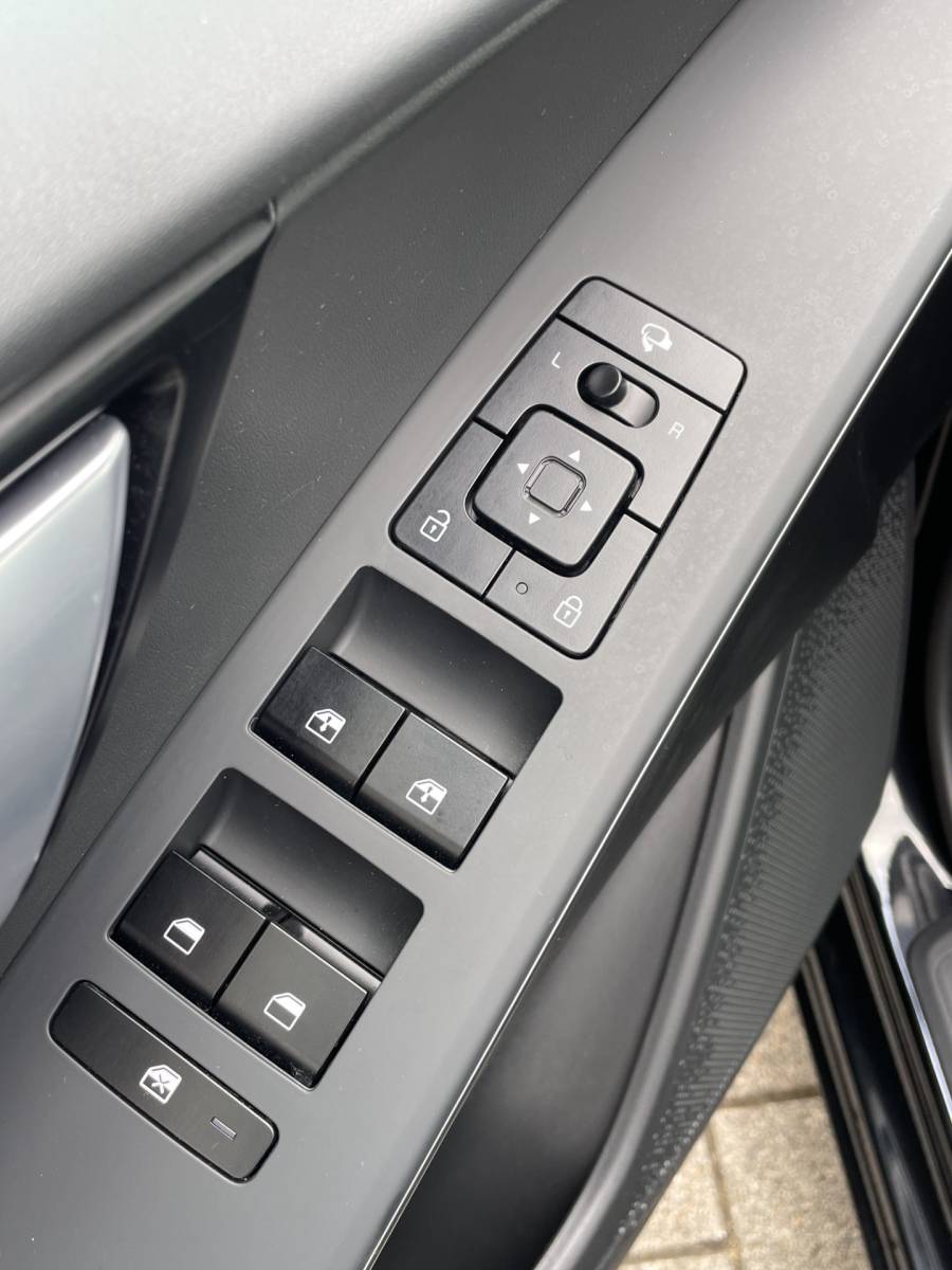Kia Niro Kia Niro 1.6 GDi Hybrid DynamicLine Navigatie, Climate Control, Adaptive Cruise Control, Trekhaak, Stoel/Stuurverwarming,16″Lm,